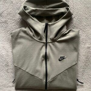 Nike Full-Zip Hoodie Jacket. Black Tag. XL. Authentic Nike.